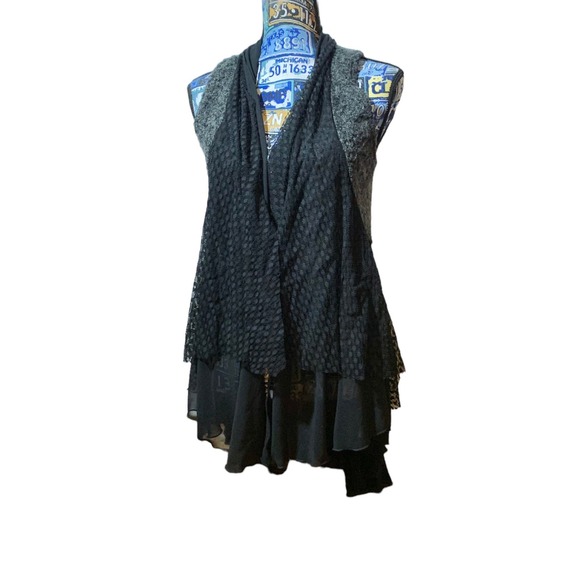 A'reve Black Gray Open Cardigan Jacket Top Layering Piece sz small - Picture 8 of 13